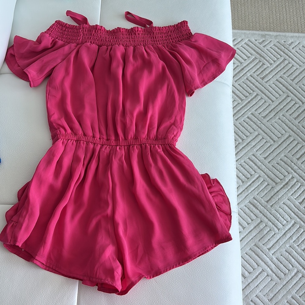 NWOT Bebe Girls Ruffled Embroidered Romper - Picture 2 of 4